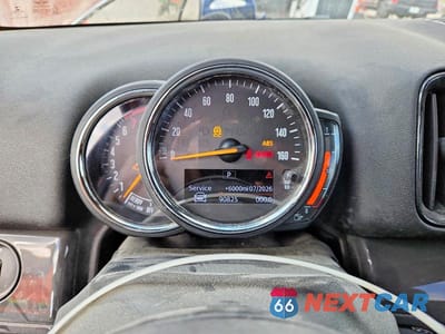 Zdjęcie 9 z 12 samochodu: 2018 MINI COOPER COUNTRYMAN VIN:WMZYS7C33J3E07504 - miniatura