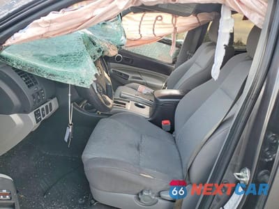 Zdjęcie 7 z 11 samochodu: 2014 TOYOTA TACOMA PRERUNNER V6 VIN:3TMJU4GN3EM171962 - miniatura