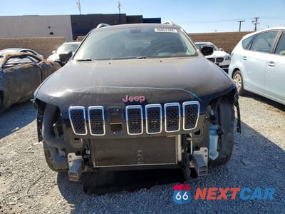 Piąte zdjęcie samochodu w środku: 2019 JEEP CHEROKEE LATITUDE VIN:1C4PJMCX7KD124192 - miniatura