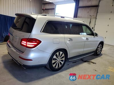 Trzecie zdjęcie samochodu z tyłu: 2017 MERCEDES-BENZ GLS 450 4MATIC VIN:4JGDF6EEXHA900574 - miniatura