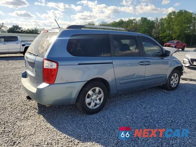 Trzecie zdjęcie samochodu z tyłu: 2010 KIA SEDONA BASE VIN:KNDMG4C3XA6350485 - miniatura