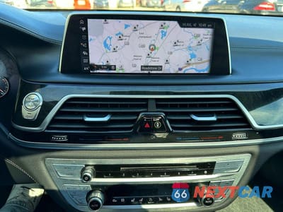 Zdjęcie 11 z 12 samochodu: 2016 BMW 750 XI VIN:WBA7F2C54GG419337 - miniatura