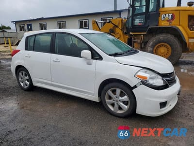 Czwarte zdjęcie samochodu z boku: 2012 NISSAN VERSA 1.8 S VIN:3N1BC1CP1CK272605 - miniatura