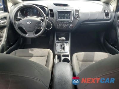 Zdjęcie 8 z 12 samochodu: 2018 KIA FORTE LX VIN:3KPFL4A79JE249152 - miniatura