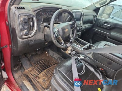 Zdjęcie 8 z 11 samochodu: 2020 CHEVROLET SILVERADO K3500 LTZ VIN:1GC4YUEY8LF180099 - miniatura