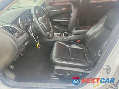 Zdjęcie 7 z 13 samochodu: 2022 CHRYSLER 300 TOURING L VIN:2C3CCADGXNH203793 - miniatura