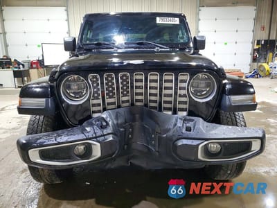 Piąte zdjęcie samochodu w środku: 2018 JEEP WRANGLER UNLIMITED SAHARA VIN:1C4HJXEG4JW133177 - miniatura