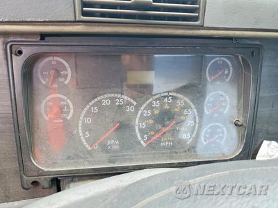 Zdjęcie 8 z 10 samochodu: 2007 FREIGHTLINER COLUMBIA 120 SEMI TRUCK VIN:1FUBA5CKX7LZ43188 - miniatura