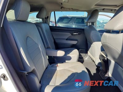 Zdjęcie 11 z 13 samochodu: 2022 TOYOTA HIGHLANDER HYBRID XLE VIN:5TDGBRCH8NS543423 - miniatura