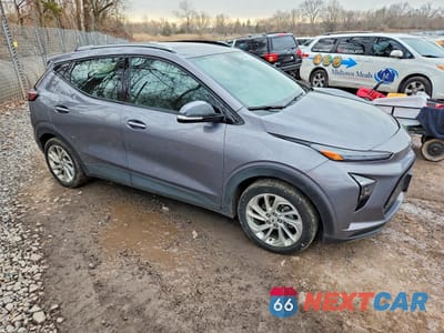 Czwarte zdjęcie samochodu z boku: 2023 CHEVROLET BOLT EUV LT VIN:1G1FY6S0XP4197385 - miniatura