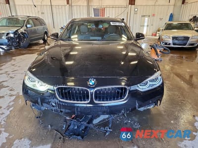 Piąte zdjęcie samochodu w środku: 2017 BMW 330 XI VIN:WBA8D9G36HNU61484 - miniatura