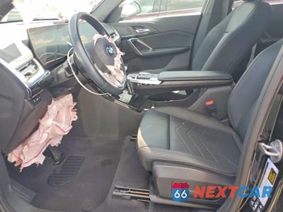 Zdjęcie 7 z 13 samochodu: 2024 BMW X1 XDRIVE28I VIN:WBX73EF04R5Z15964 - miniatura
