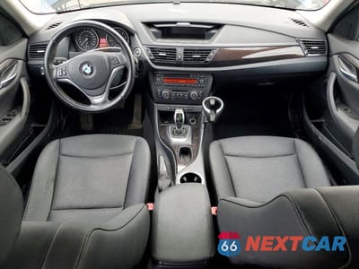 Zdjęcie 8 z 12 samochodu: 2013 BMW X1 XDRIVE28I VIN:WBAVL1C51DVR89457 - miniatura