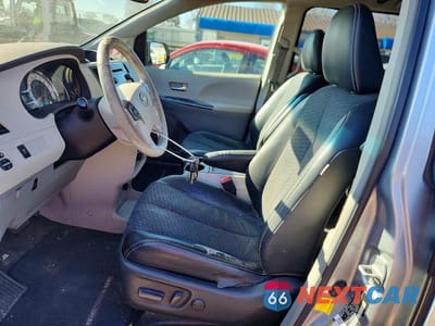 Zdjęcie 7 z 13 samochodu: 2013 TOYOTA SIENNA SE 8-PASSENGER VIN:5TDXK3DC7DS333071 - miniatura