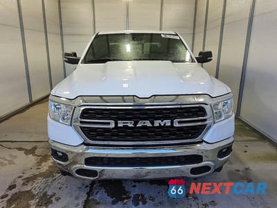 Piąte zdjęcie samochodu w środku: 2023 RAM 1500 BIG HORN VIN:1C6SRFFT5PN622584 - miniatura