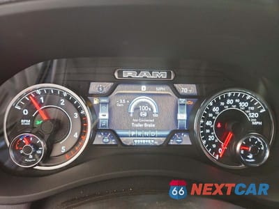 Zdjęcie 9 z 12 samochodu: 2024 RAM 2500 LARAMIE VIN:3C6UR5NL9RG126557 - miniatura