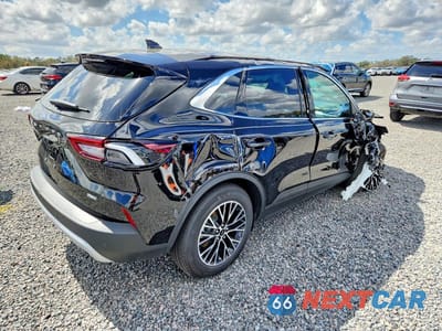 Trzecie zdjęcie samochodu z tyłu: 2026 FORD ESCAPE VIN:1FMCU0E1XTUA14094 - miniatura