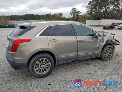 Trzecie zdjęcie samochodu z tyłu: 2018 CADILLAC XT5 LUXURY VIN:1GYKNCRS0JZ136605 - miniatura