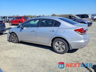 Drugie zdjęcie samochodu z przodu: 2015 HONDA CIVIC LX VIN:19XFB2F56FE276556 - miniatura