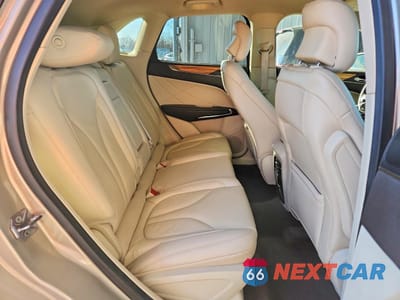 Zdjęcie 11 z 15 samochodu: 2015 LINCOLN MKC VIN:5LMCJ2A94FUJ19795 - miniatura