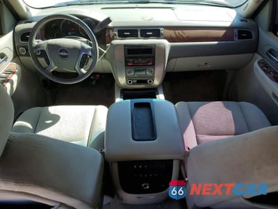 Zdjęcie 8 z 12 samochodu: 2007 GMC YUKON XL K1500 VIN:1GKFK16367R214089 - miniatura