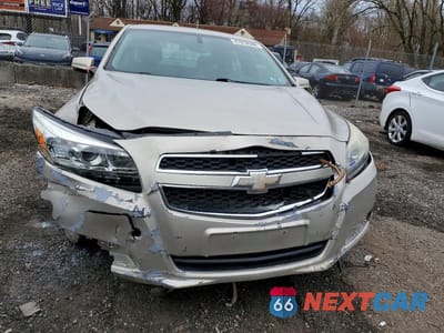 Piąte zdjęcie samochodu w środku: 2013 CHEVROLET MALIBU 1LT VIN:1G11C5SA2DF353981 - miniatura