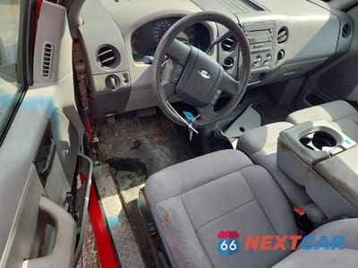 Zdjęcie 8 z 12 samochodu: 2005 FORD F150 VIN:1FTRX12W95FA23517 - miniatura