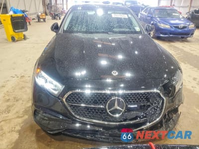 Piąte zdjęcie samochodu w środku: 2026 MERCEDES-BENZ E 320 4MATIC VIN:W1KLF4GBXTA218008 - miniatura