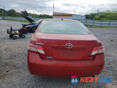 Zdjęcie 6 z 11 samochodu: 2010 TOYOTA CAMRY LE VIN:4T4BF3EK9AR081112 - miniatura