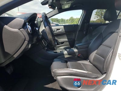 Zdjęcie 7 z 12 samochodu: 2017 MERCEDES-BENZ GLA 250 4MATIC VIN:WDCTG4GB9HJ357099 - miniatura