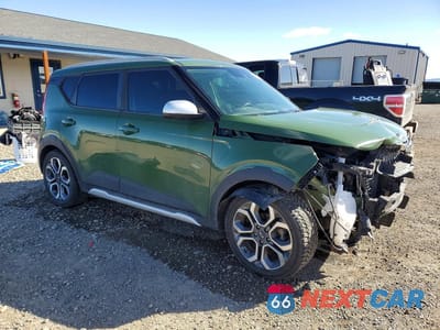 Czwarte zdjęcie samochodu z boku: 2020 KIA SOUL X-LINE VIN:KNDJ23AU0L7106509 - miniatura