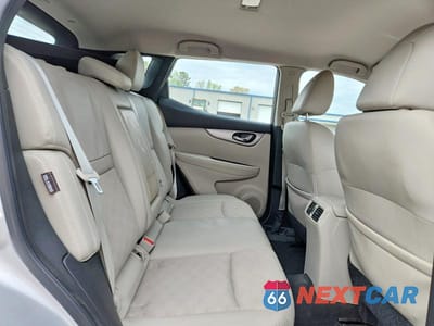 Zdjęcie 11 z 13 samochodu: 2020 NISSAN ROGUE SPORT SV VIN:JN1BJ1CW5LW373485 - miniatura