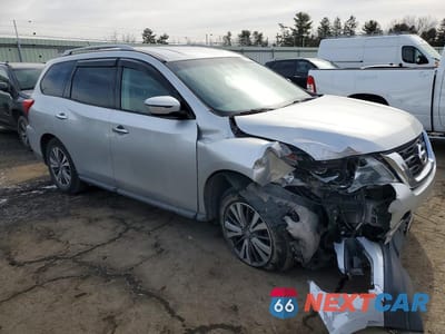 Czwarte zdjęcie samochodu z boku: 2018 NISSAN PATHFINDER SV VIN:5N1DR2MM1JC632498 - miniatura