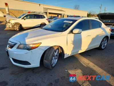2014 ACURA ILX 20 19VDE1F33EE001953 - główne zdjęcie licytacji z USA - miniatura