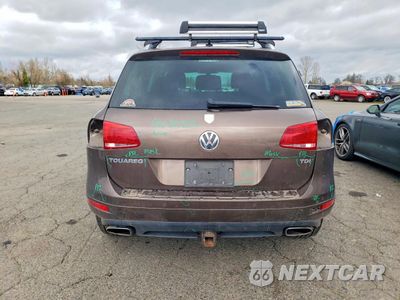 Zdjęcie 6 z 12 samochodu: 2011 VOLKSWAGEN TOUAREG V6 TDI VIN:WVGFK9BP4BD007298 - miniatura