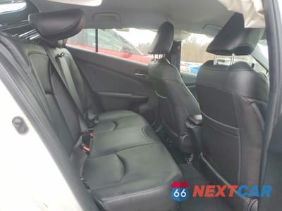 Zdjęcie 10 z 12 samochodu: 2019 TOYOTA PRIUS LE AWD-E VIN:JTDL9RFU9K3004115 - miniatura