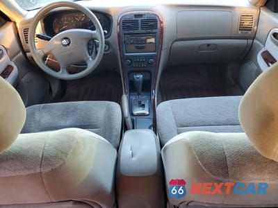 Zdjęcie 8 z 11 samochodu: 2005 KIA OPTIMA LX V6 VIN:KNAGD128955393130 - miniatura