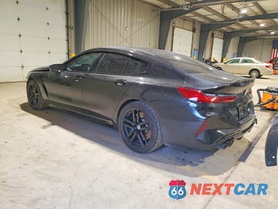 Drugie zdjęcie samochodu z przodu: 2023 BMW M8 VIN:WBSGV0C01PCK32961 - miniatura