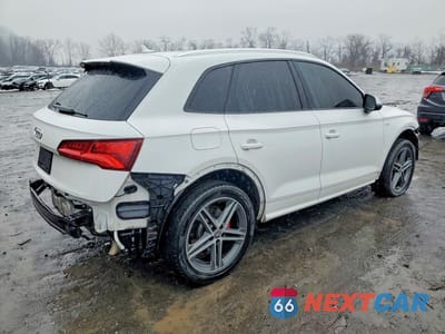 Trzecie zdjęcie samochodu z tyłu: 2018 AUDI SQ5 PREMIUM PLUS VIN:WA1A4AFY1J2202714 - miniatura
