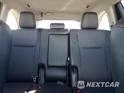 Zdjęcie 10 z 13 samochodu: 2019 TOYOTA HIGHLANDER LE PLUS VIN:5TDZZRFH5KS349010 - miniatura