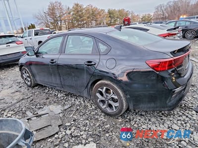 Drugie zdjęcie samochodu z przodu: 2019 KIA FORTE LXS VIN:3KPF24AD5KE102725 - miniatura