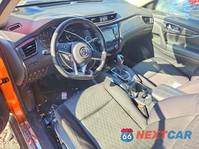 Zdjęcie 8 z 12 samochodu: 2019 NISSAN ROGUE SV VIN:JN8AT2MV6KW385422 - miniatura