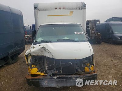 Piąte zdjęcie samochodu w środku: 2011 GMC SAVANA BOX TRUCK VIN:1GD374CG9B1905998 - miniatura