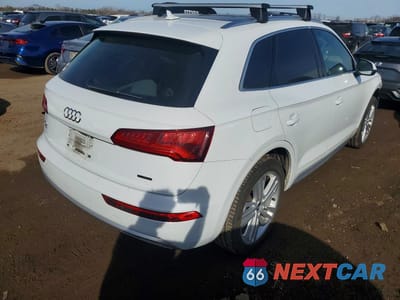 Trzecie zdjęcie samochodu z tyłu: 2019 AUDI Q5 PREMIUM PLUS VIN:WA1BNAFY3K2109955 - miniatura