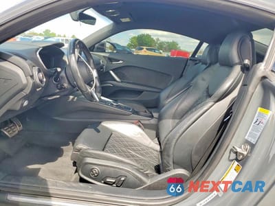 Zdjęcie 7 z 12 samochodu: 2017 AUDI TT VIN:TRUC5AFV8H1010214 - miniatura