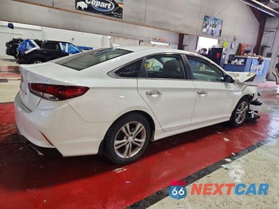 Trzecie zdjęcie samochodu z tyłu: 2018 HYUNDAI SONATA SEL VIN:5NPE34AF7JH649693 - miniatura