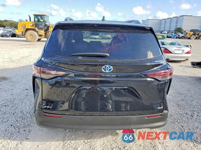 Zdjęcie 6 z 13 samochodu: 2025 TOYOTA SIENNA XLE 8-PASSENGER VIN:5TDYRKEC9SS236220 - miniatura