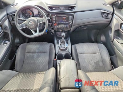 Zdjęcie 8 z 14 samochodu: 2018 NISSAN ROGUE S VIN:5N1AT2MVXJC850744 - miniatura