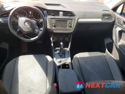 Zdjęcie 8 z 12 samochodu: 2018 VOLKSWAGEN TIGUAN S VIN:3VV0B7AX5JM112243 - miniatura