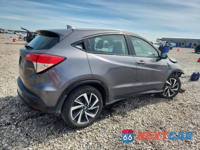 Trzecie zdjęcie samochodu z tyłu: 2019 HONDA HR-V SPORT VIN:3CZRU5H12KG704182 - miniatura